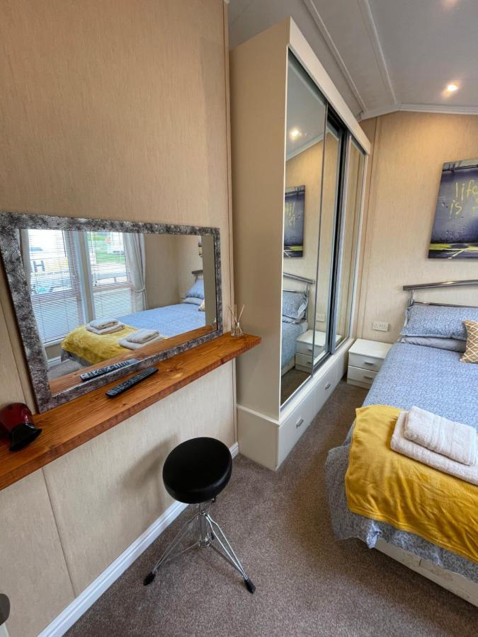Villa Torrey Pines - 2 Bedroom Hot Tub With Free Golf, No Buggy Swarland