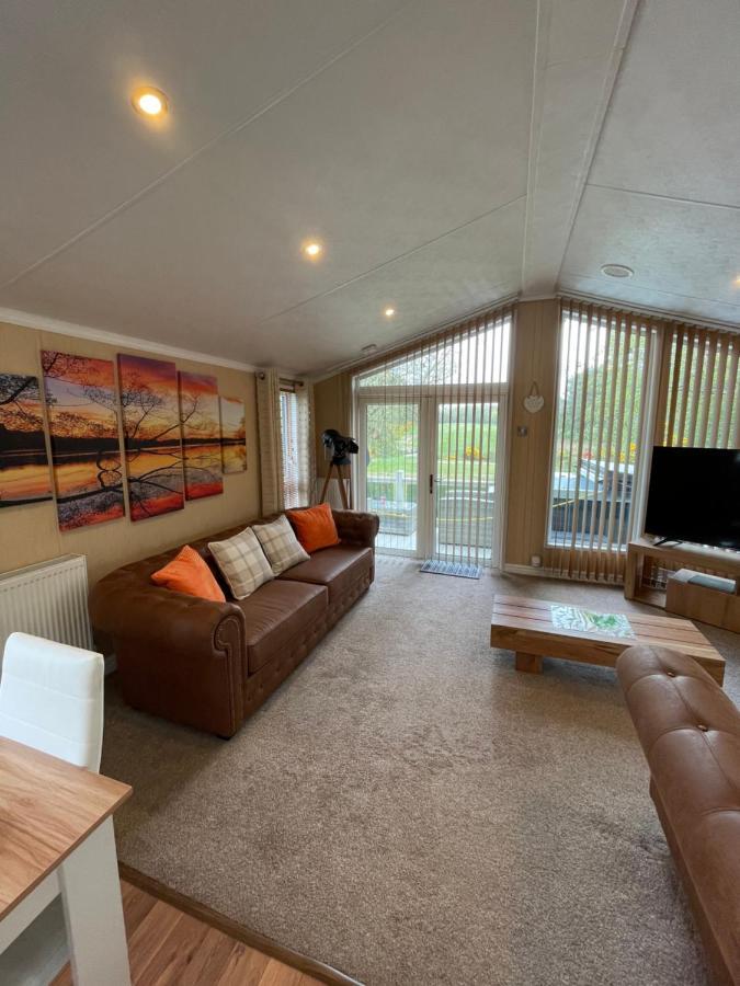 Torrey Pines - 2 Bedroom Hot Tub With Free Golf, No Buggy * Swarland